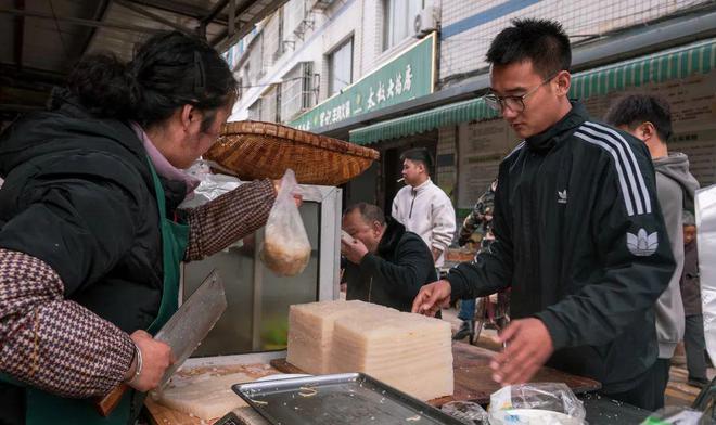 霜 川味飘香食在梓潼~许州凉粉PG麻将胡了冬游绵阳 踏雪凌(图7)